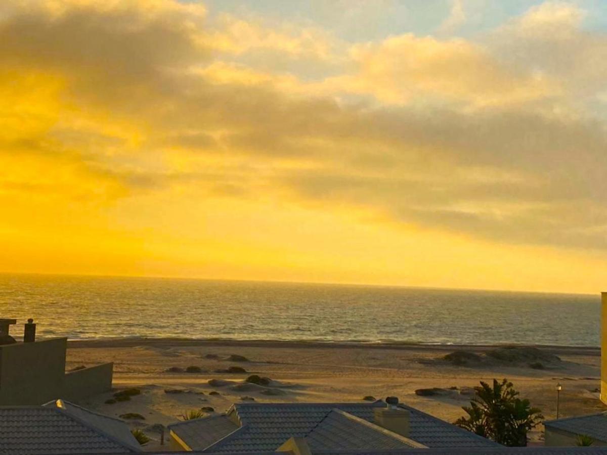 Dolphin Beach Self Catering Unit Walvis Bay Exterior foto